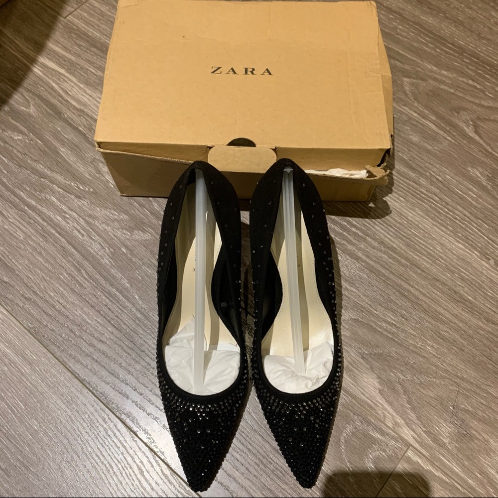 Brand new Zara heels with crystals